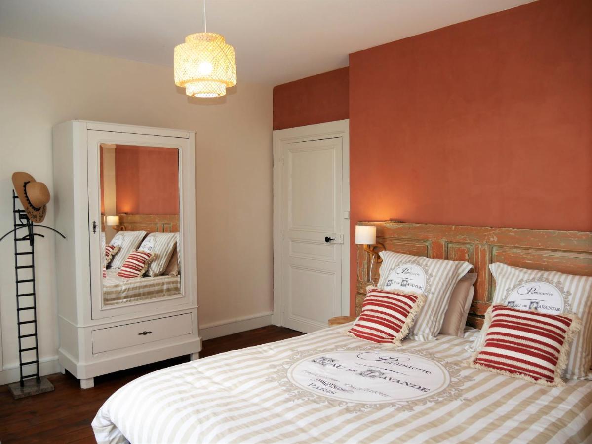 Chambres D'Hotes Les Bruyeres Montrond-les-Bains Exterior photo